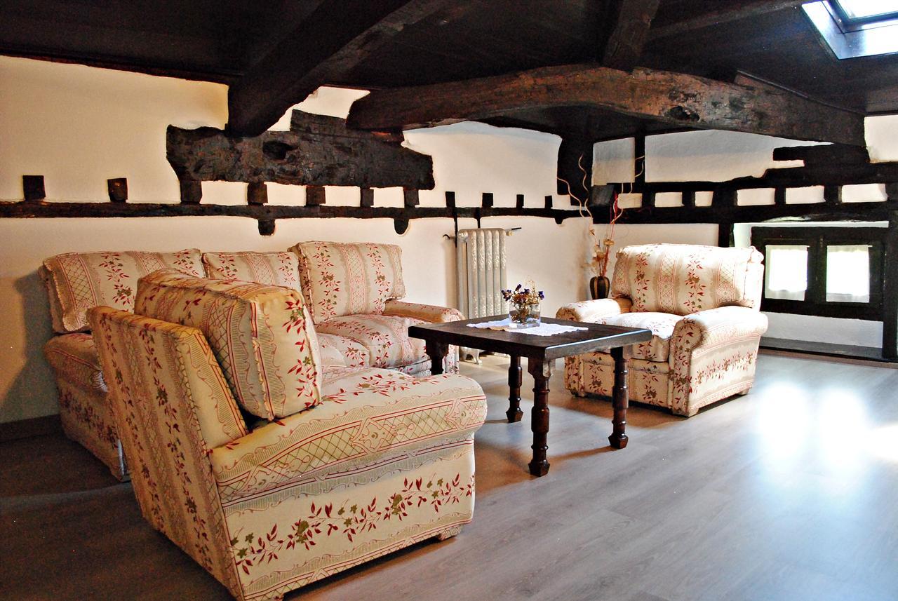 Hosteria De Quijas Bagian luar foto